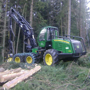 Rauhof Forsttechnik e. U. - Werner Stütz - Rauhof 17 A-3921 Langschlag - +43 (0)664/53 54 865 - office@rauhof-forsttechnik.at - www.rauhof-forsttechnik.at