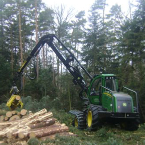 Rauhof Forsttechnik e. U. - Werner Stütz - Rauhof 17 A-3921 Langschlag - +43 (0)664/53 54 865 - office@rauhof-forsttechnik.at - www.rauhof-forsttechnik.at